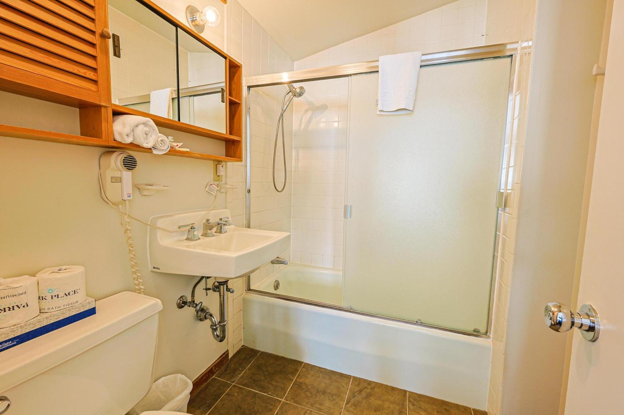Tennis Townhome 2 Bd 25 Ba Ttmr キーストーン エクステリア 写真